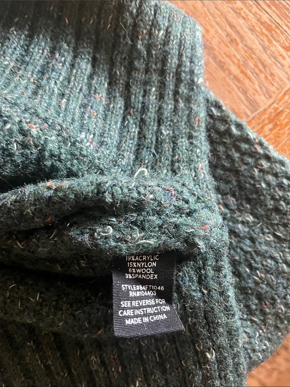 Blu Pepper Dark Green Speckled Turtleneck Sweater - Picture 3 of 4